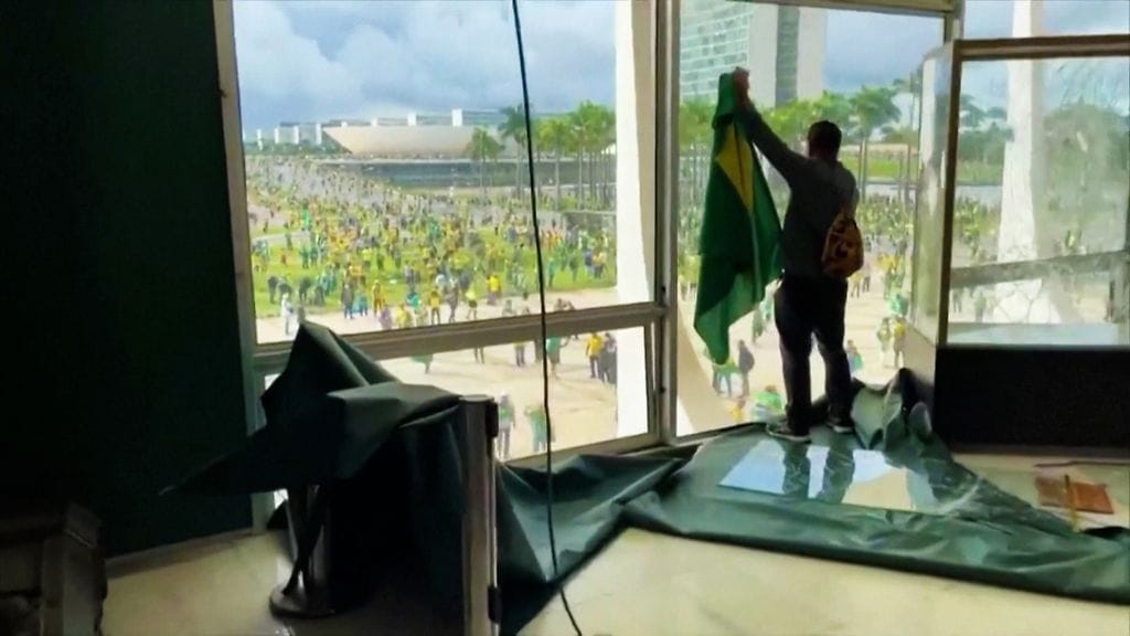 Brasilia, mielenosoitus