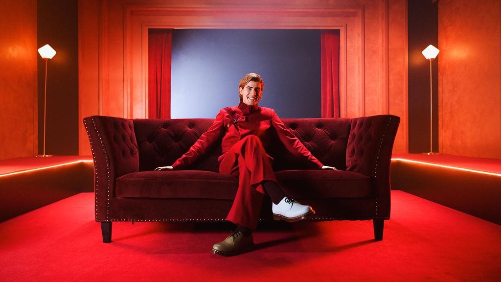 Robin_Packalen_4_lyrics_video