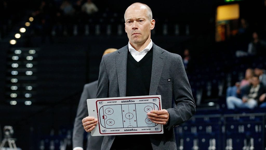 Waltteri Immonen siirtyy HC Davosin päävalmentajaksi.