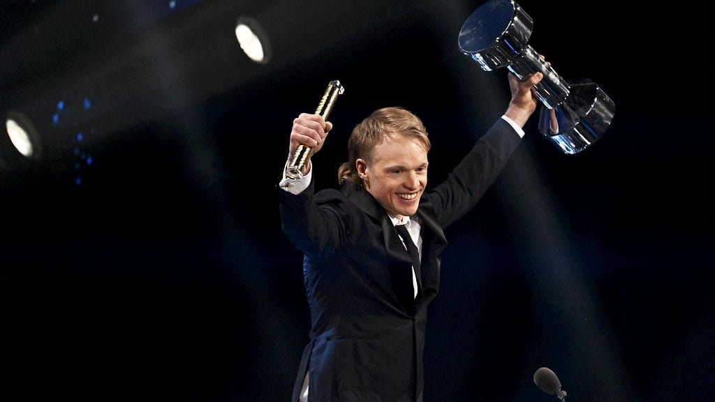 Iivo Niskanen nosteli Vuoden urheilijan palkintopystiä ilmaan neljättä kertaa.