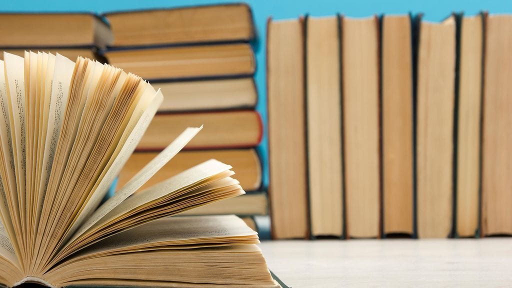 Oliko kirjailijan valekuolinilmoitus vain markkinointitempaus kirjojen myymiseksi? Kuvituskuva.