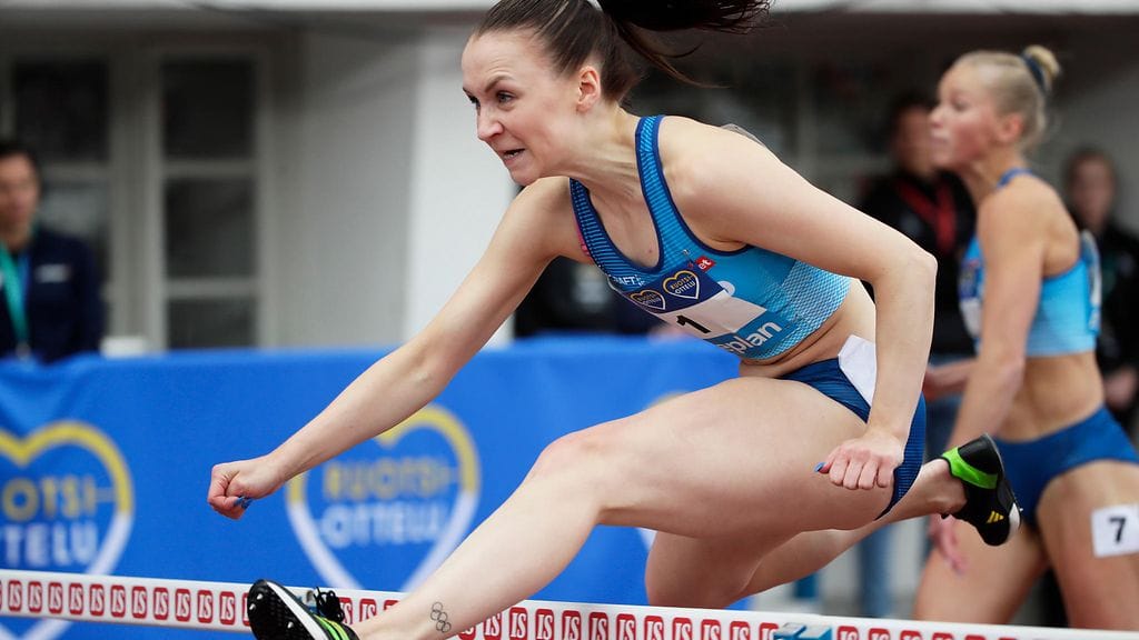 Reetta Hurske pamautti uuden SE:n 60 metrin aidoissa.