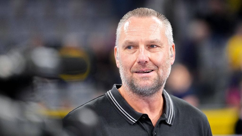 Christian Schwarzer ei ymmärrä miesten MM-kisoissa toimivia naistuomareita.