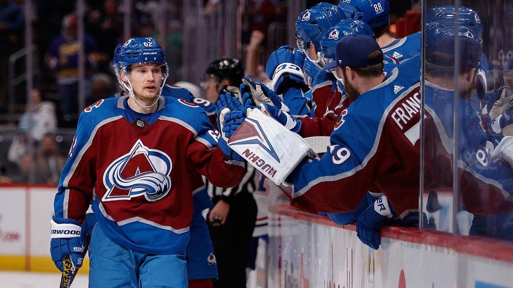Artturi Lehkonen iski tehot 2+1 Coloradon murskavoitossa.