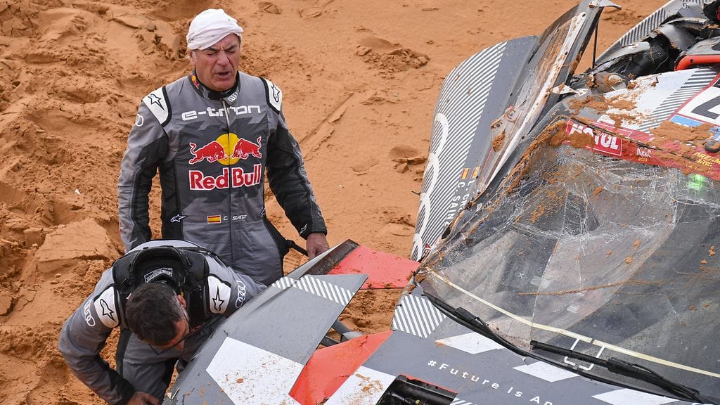 Carlos Sainz ajoi rajusti ulos Dakar-rallissa.