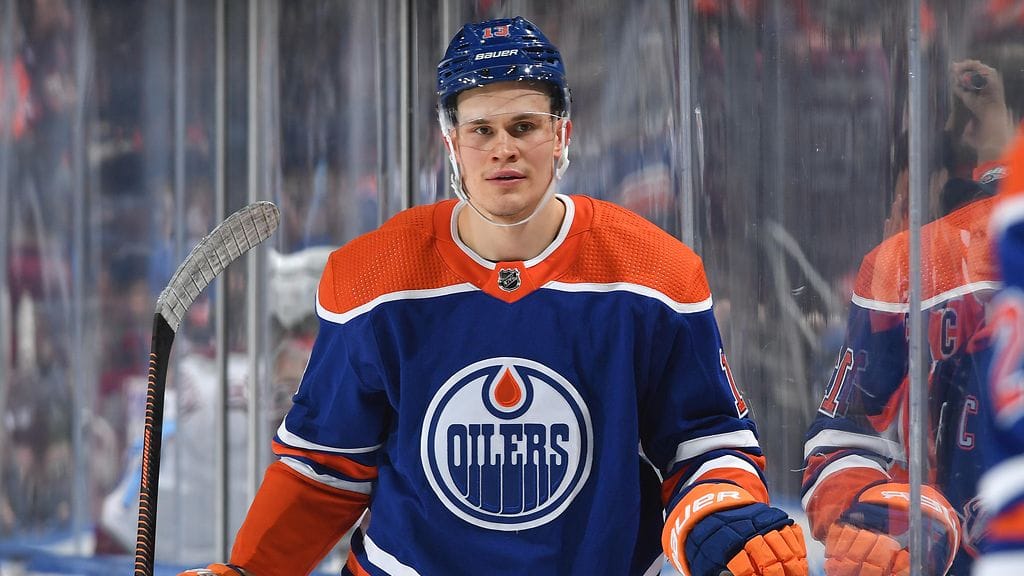 Jesse Puljujärvi ei mahtunut Edmonton Oilersin pelaavaan kokoonpanoon.