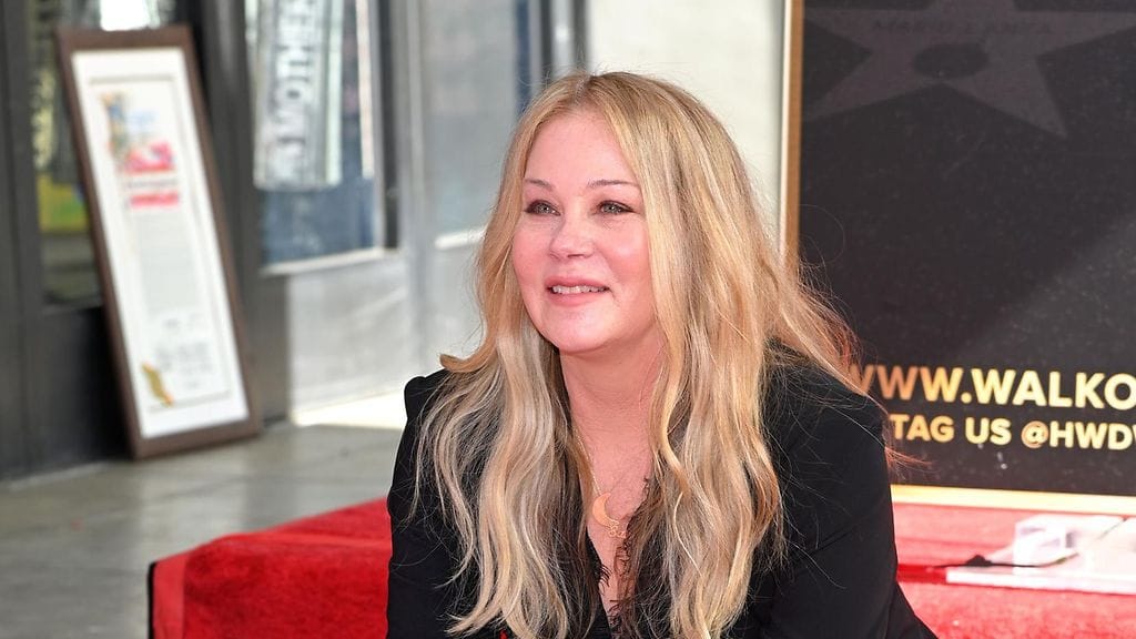 Christina Applegate sai tähden Hollywoodin Walk of Famelle vuonna 2022.