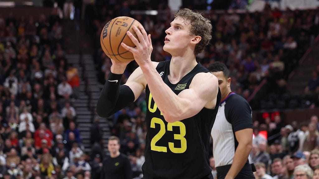 Lauri Markkanen oli jälleen Utah Jazzin paras pistemies.