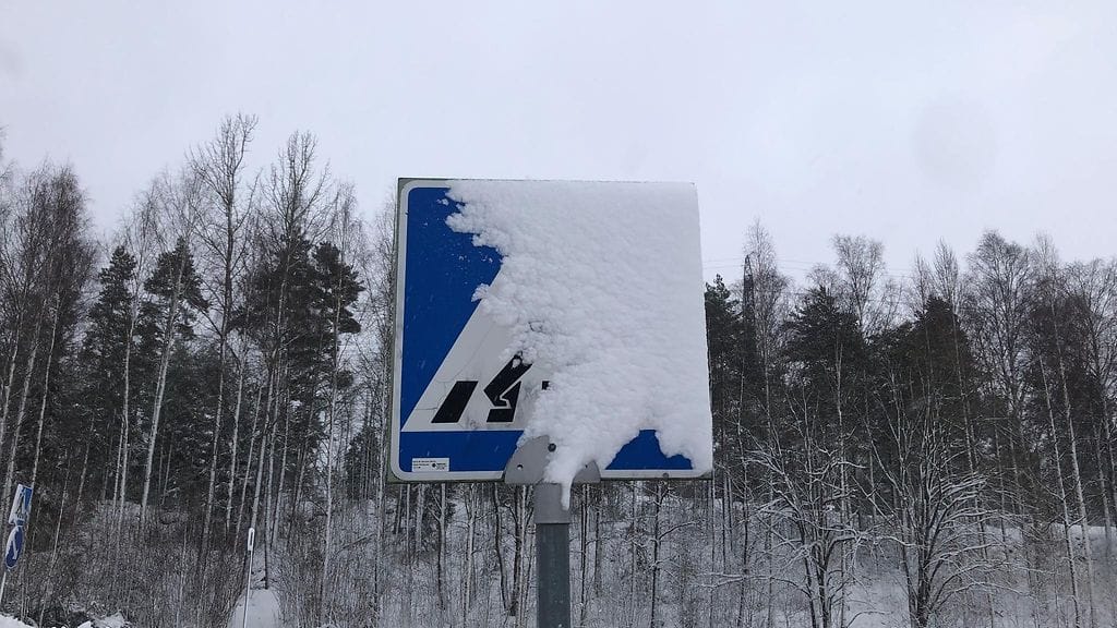 Autoilija törmäsi suojatietä ylittäneeseen lapseen Rovaniemellä maanantaina alkuillasta.