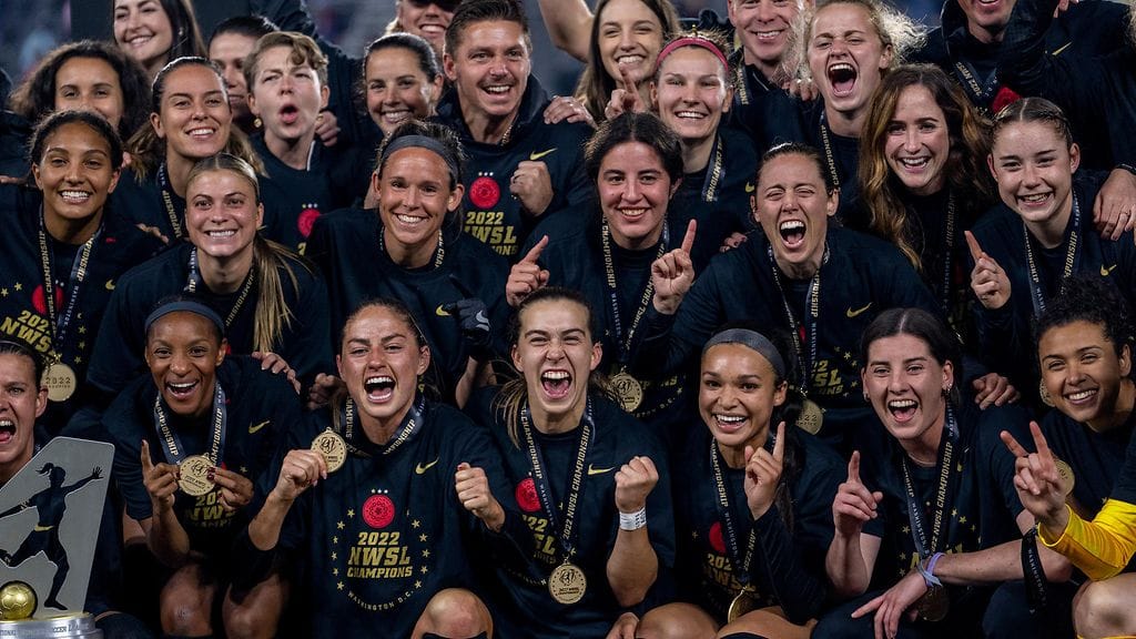 Portland Thorns juhli NWSL:n mestaruutta lokakuussa 2022.