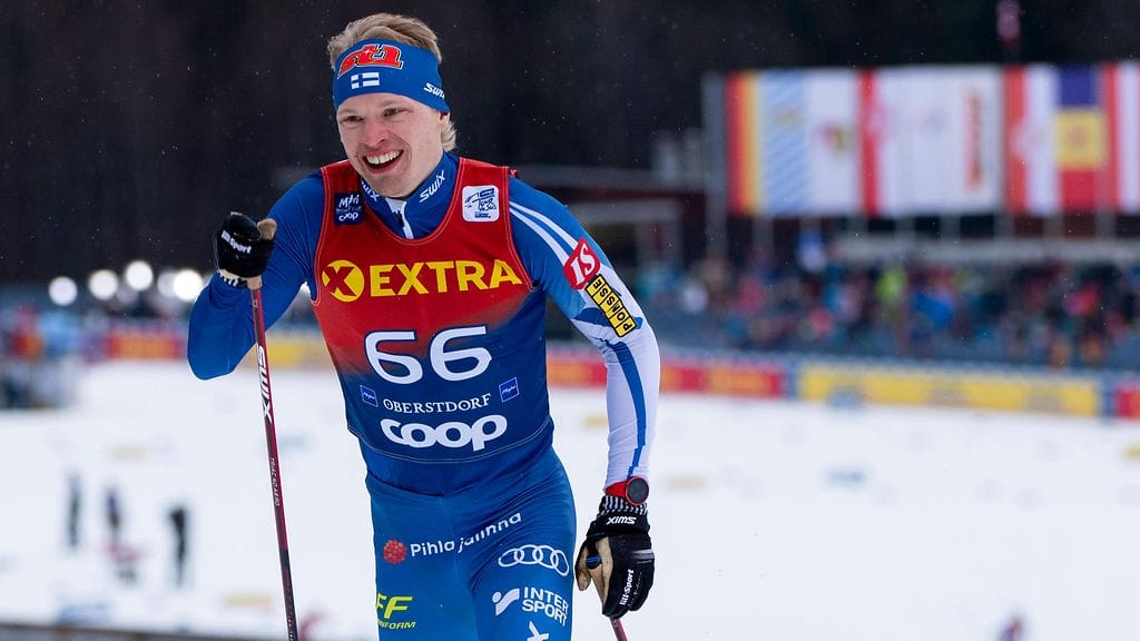 Iivo Niskanen maailmancupin kisassa Obertsdorfissa tammikuun alussa.