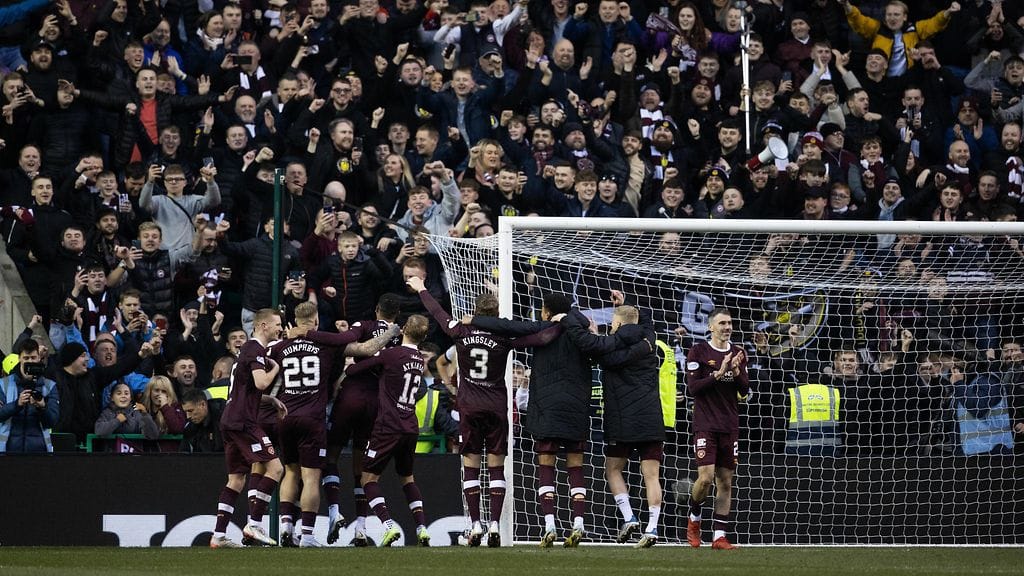 Hearts juhli 3–0-voittoa Hiberniania vastaan Skotlannin cupissa.