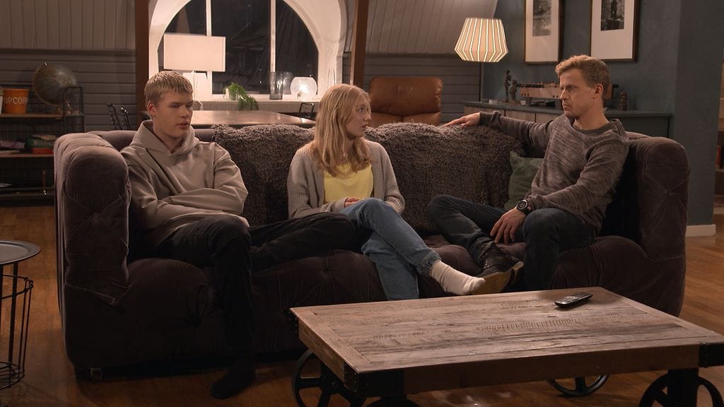 4347 03 matias laila miki