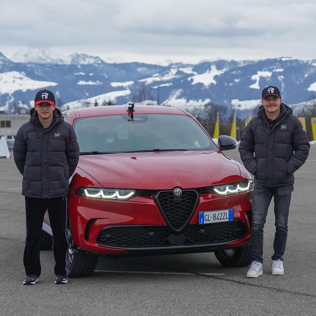 alfa romeo valtteri bottas zhou guanyu