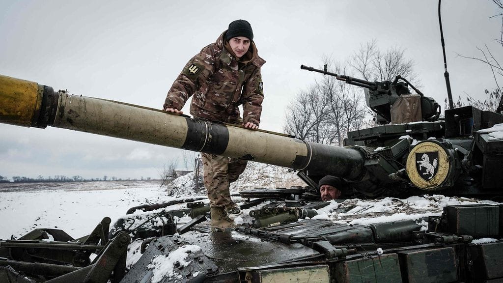 Ukrainan T-64-tankki Donetskin alueella helmikuussa 2023.