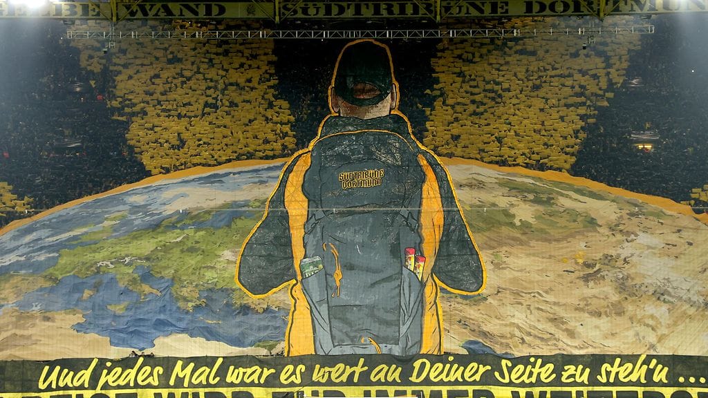 Dortmundissa infernaalinen tunnelma – Lauri Kottonen antoi kuvan ja stadionäänten puhua