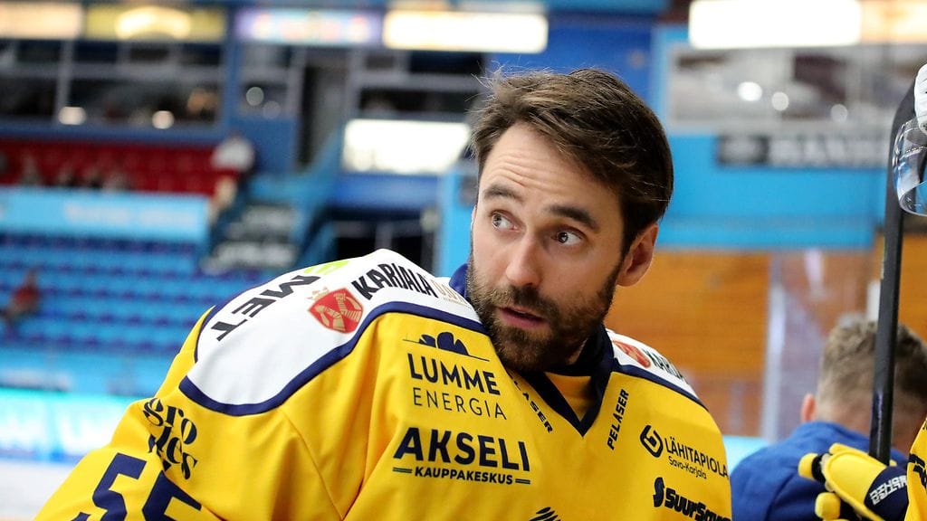 Frans Tuohimaa siirtyy Ruotsin liigaan.