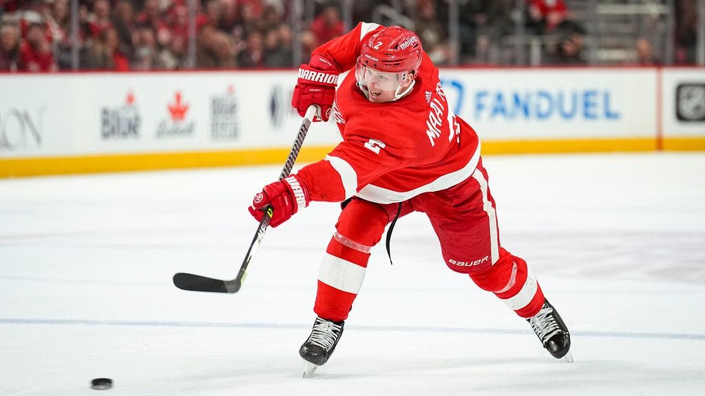 Olli Määttä solmi kahden vuoden jatkosta Detroit Red Wingsin kanssa.