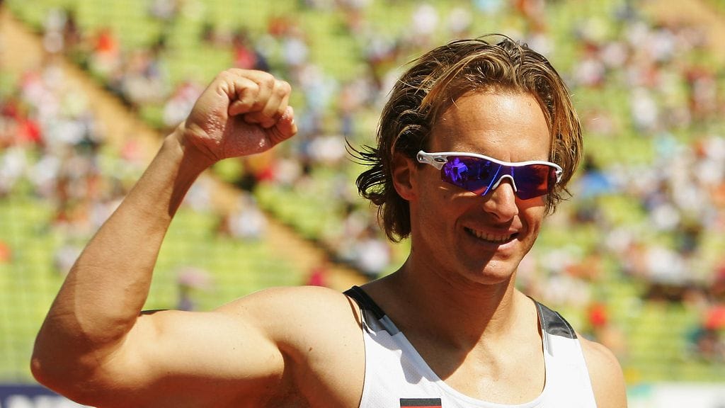 Tim Lobinger on poissa.