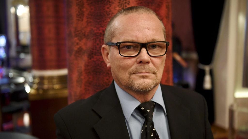 Epäasialliseen käytökseen syyllistyneestä manageri Ville Kalliomäestä on esitetty uusia väitteitä.