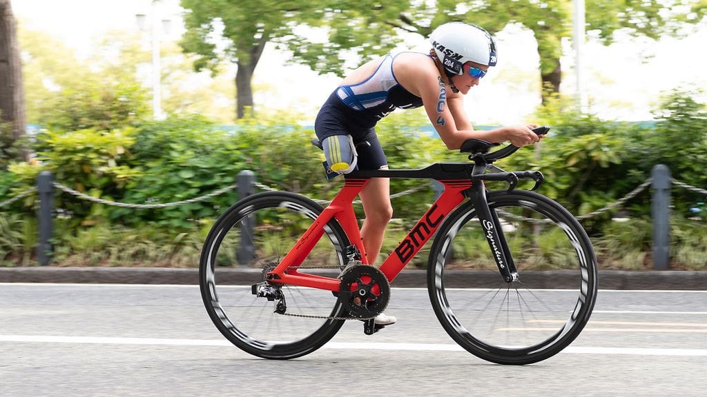 Paratriathlonin arvokisamitalisti Liisa Lilja, 30, joutuu lopettamaan uransa.