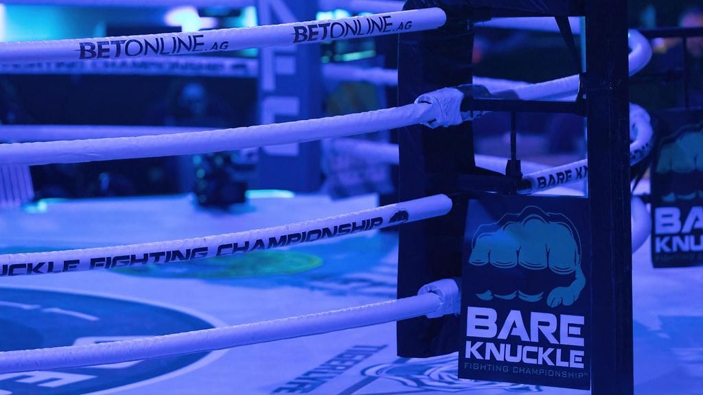 Episodi tapahtui Bare Knuckle Fighting Championshipin eli BKFC:n ottelussa.