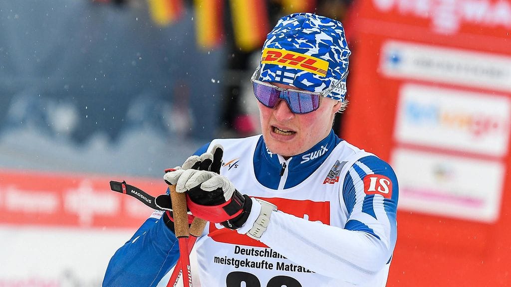 Leevi Mutru joutuu jäämään sivuun Planican MM-kilpailuista.
