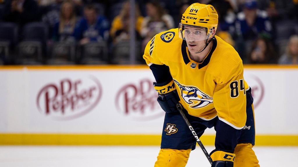 Tanner Jeannot siirtyy Tampa Bay Lightningin riveihin.