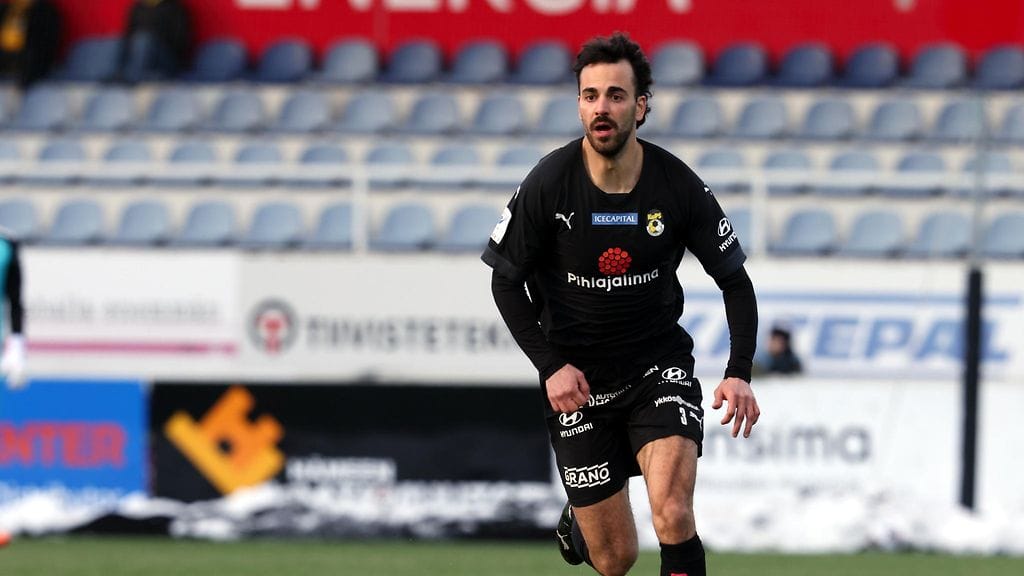 Tomas siirtyy Norjaan.