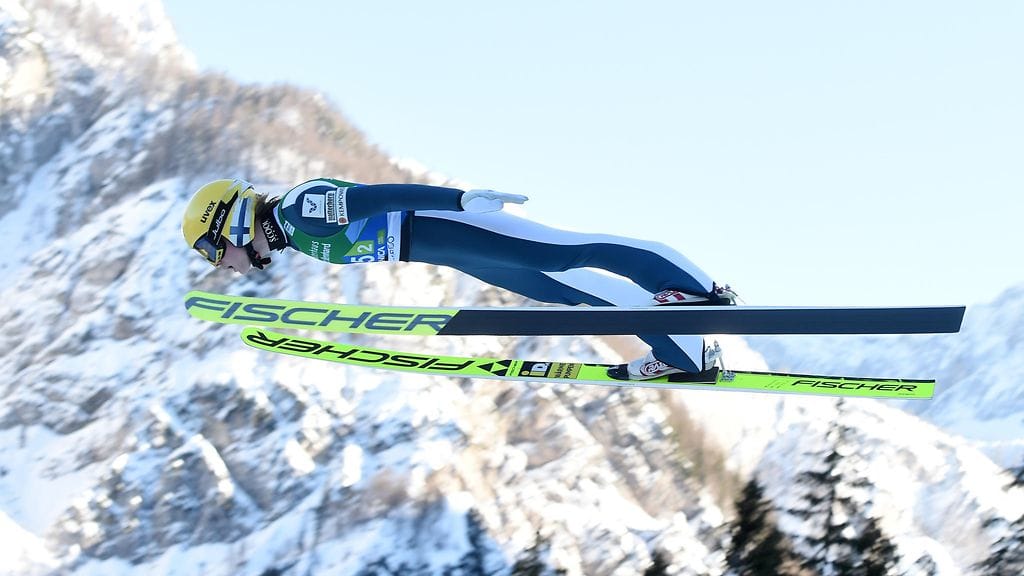 18-vuotias Vilho Palosaari edustaa suomalaisen mäkihypyn tulevaisuuden toivoa.