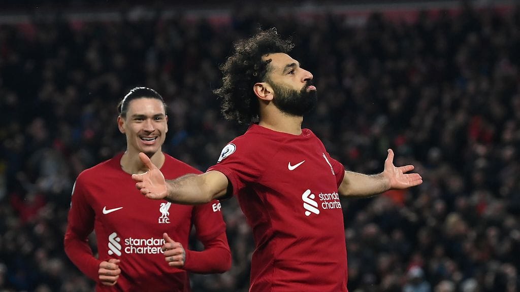 Mo Salah (etualalla) osui kahdesti.