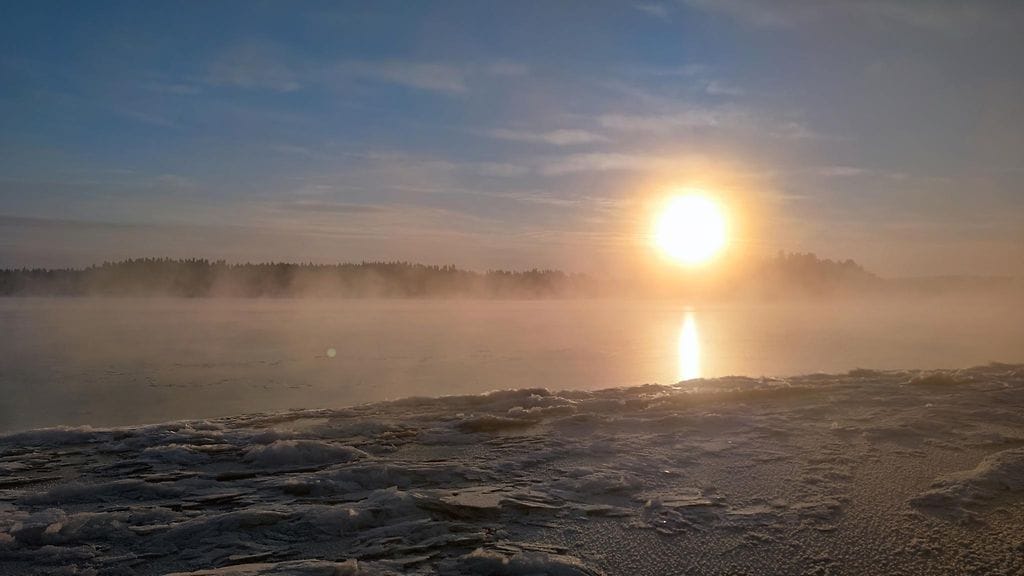 Pakkasaamu 7.3.2023, Kajaani. kuva, Pertti Karjalainen