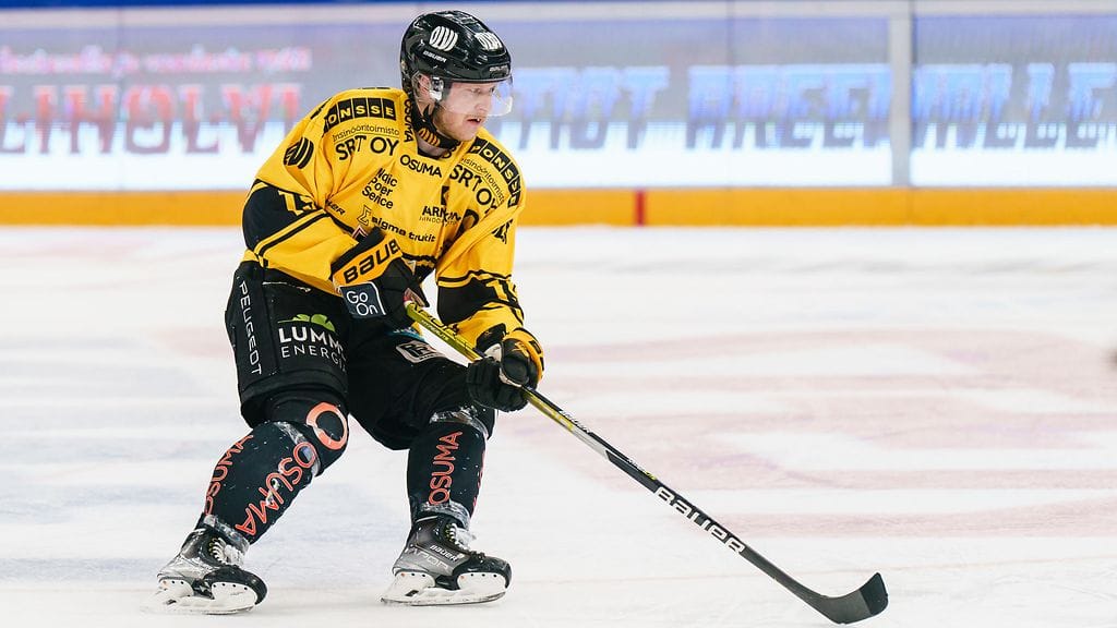 KalPa tekee 1-0 maalin