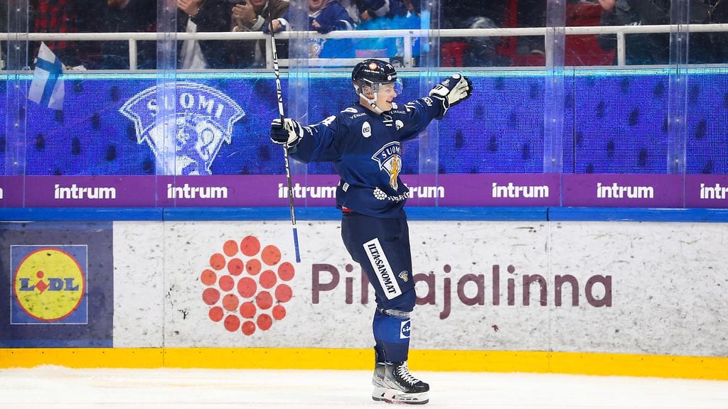 Antti Suomela siirtyy ensi kaudeksi Sveitsiin.