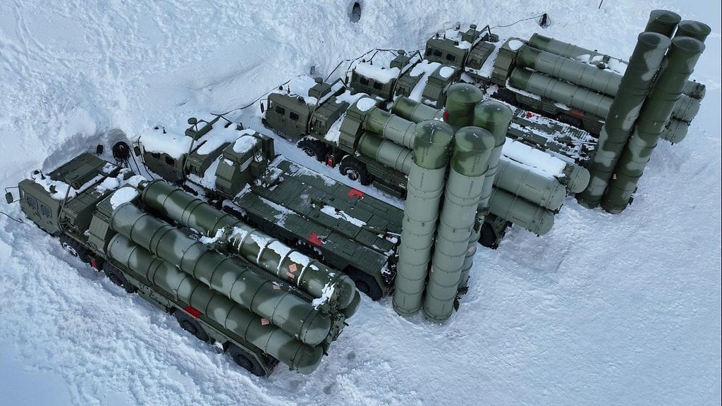 Venäjän S-400-ilmatorjuntajärjestelmä. Kuvituskuva.