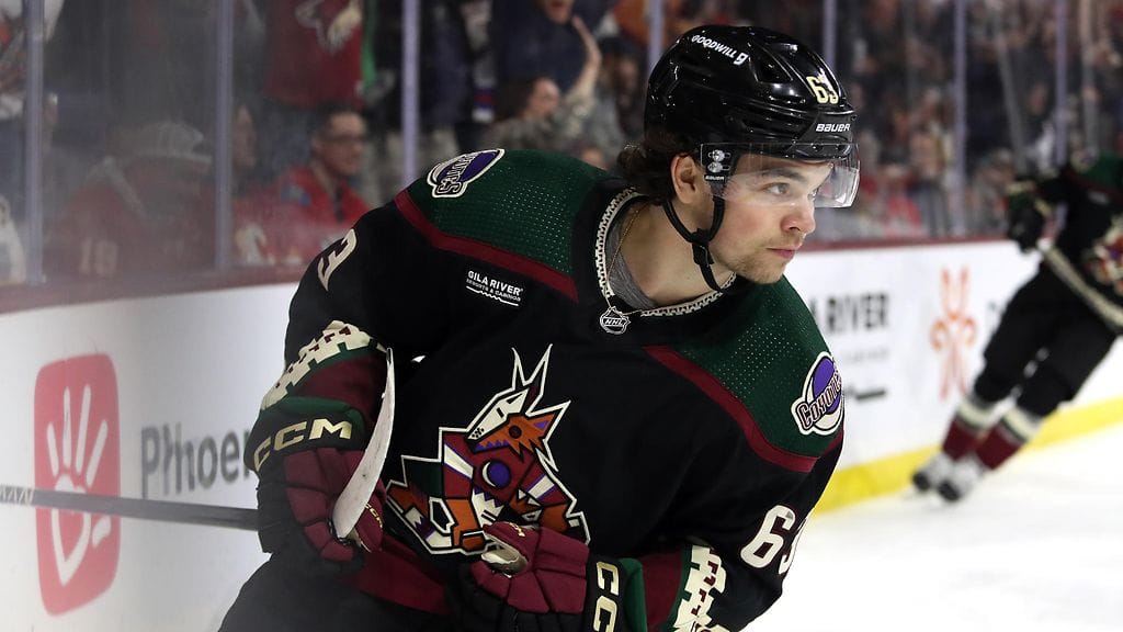 Matias Maccelli, 22, taistelee NHL:n parhaan tulokkaan tittelistä.