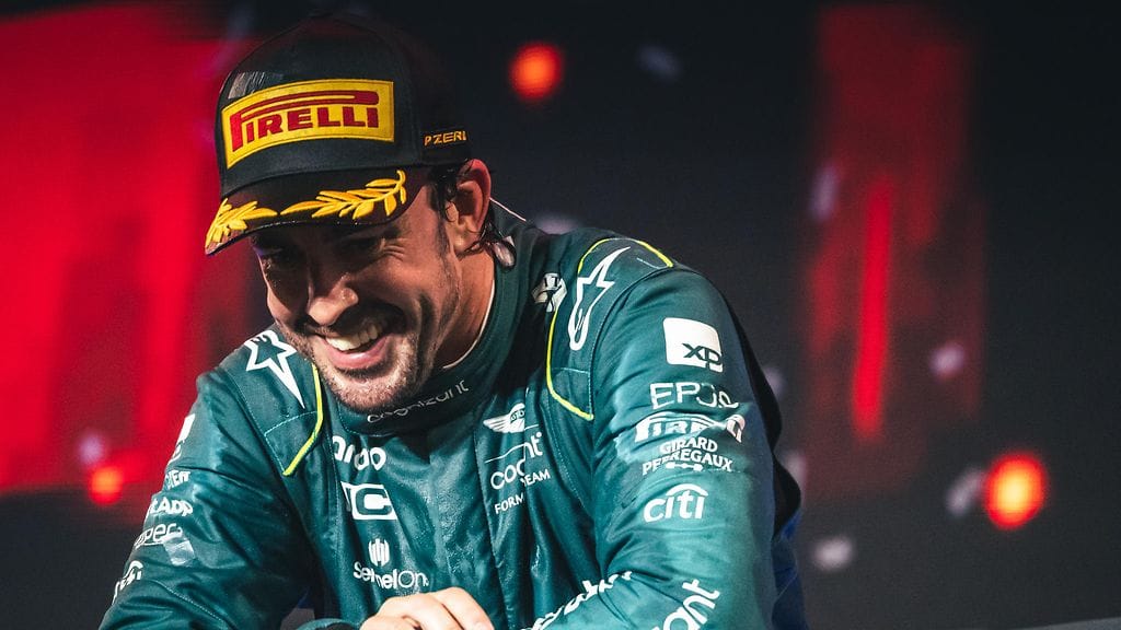 Fernando Alonso jäi 10 sekunnin aikarangaistuksensa myötä neljänneksi.