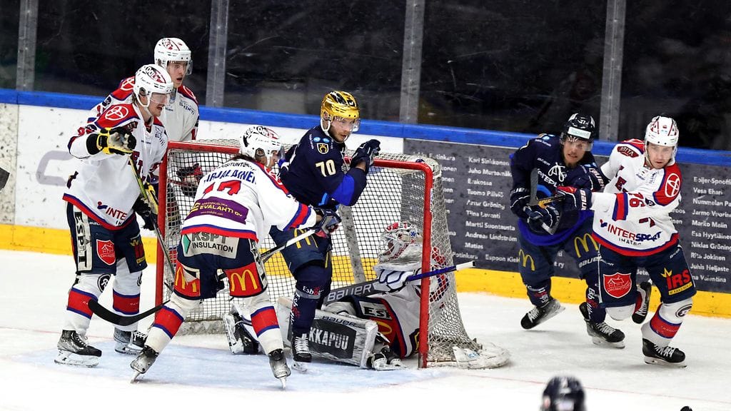 Ketterä voitti viime keväänä Mestiksen mestaruuden kaatamalla finaaleissa Kiekko-Espoon voitoin 4-1.