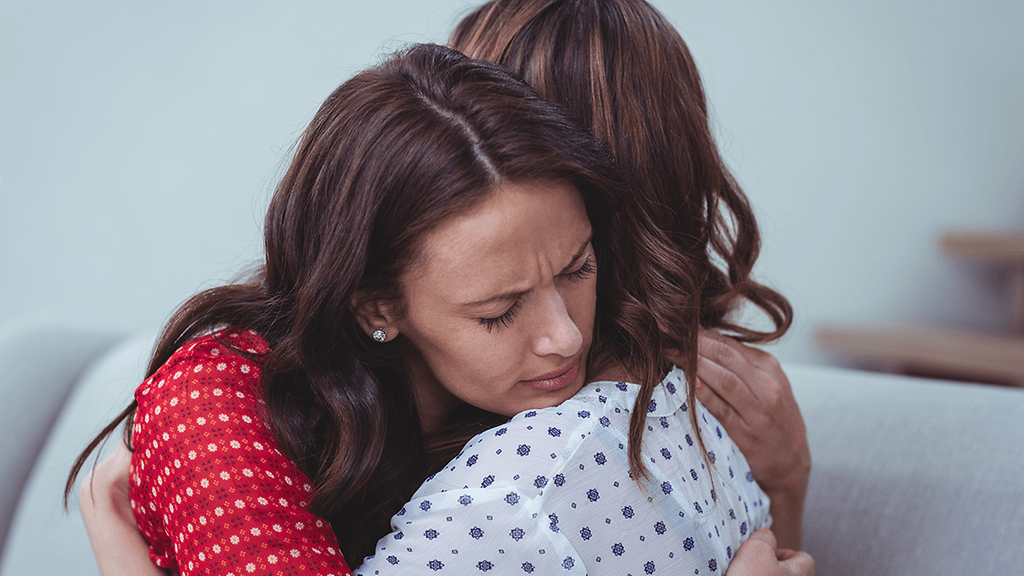 ystävän tuki, halaus