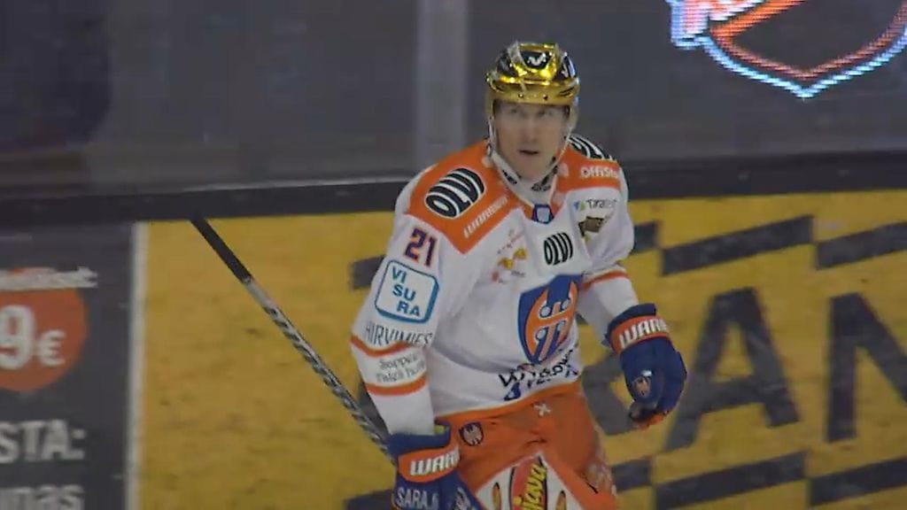 Tappara tekee 0-1 maalin