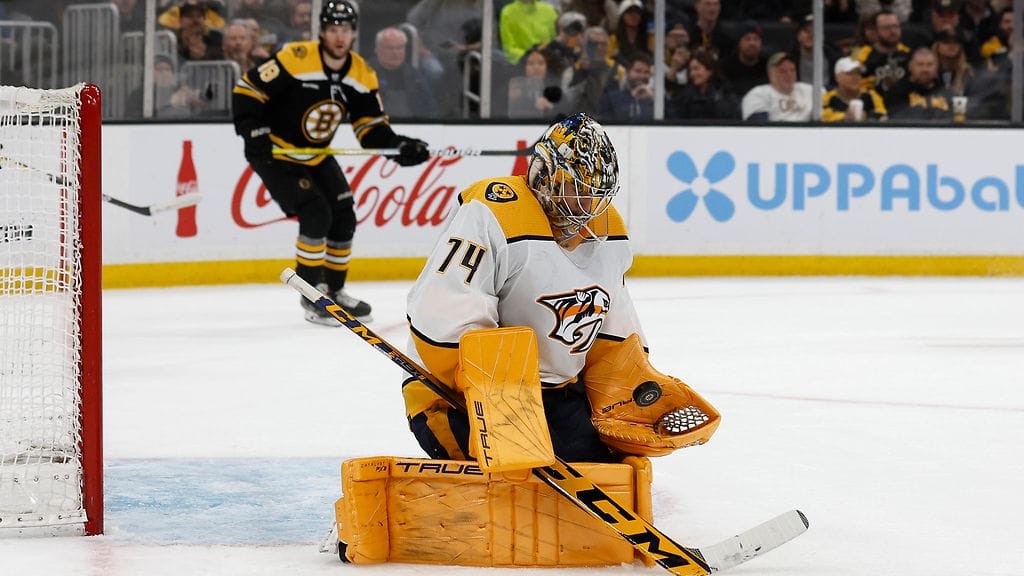 Juuse Saros torjui peräti 35 kertaa Bostonia vastaan.