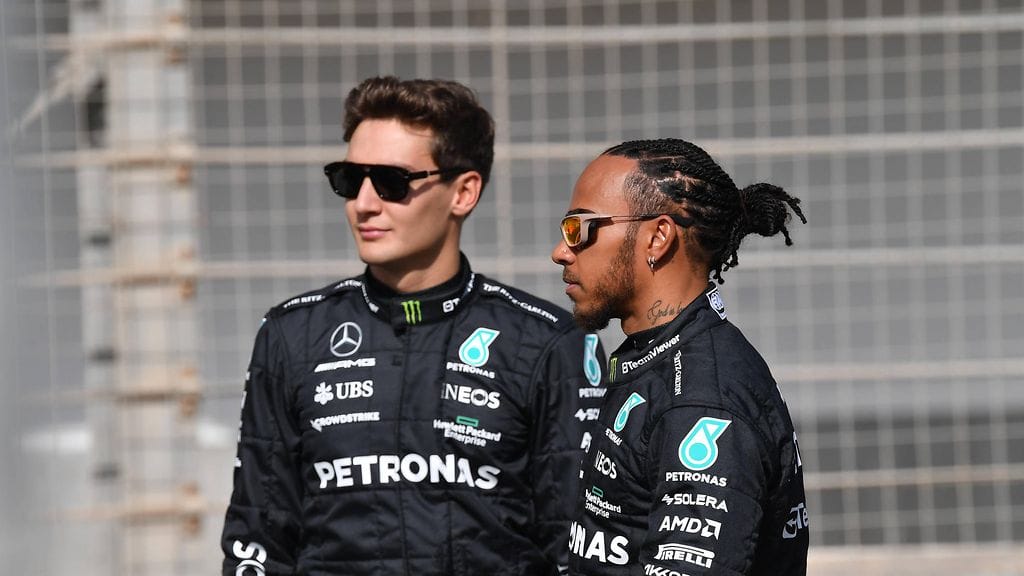 George Russell ja Lewis Hamilton ajavat yhdessä Mercedeksellä toista kautta.