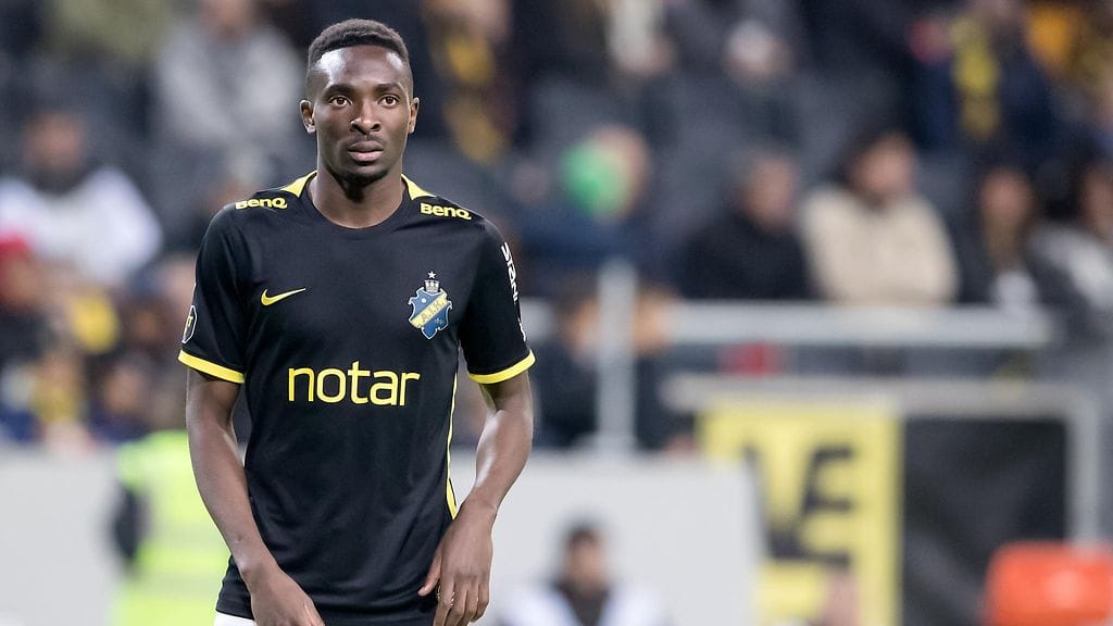 Collins Sichenje, 19, pelaa pian alkavalla kaudella KuPSin paidassa.