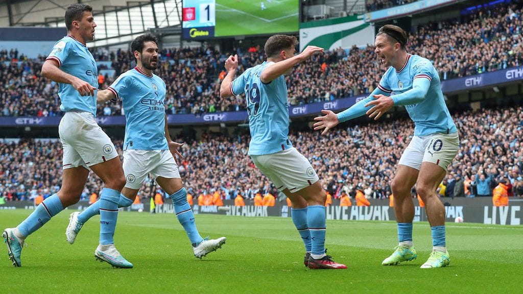 Manchester City teki selvää jälkeä Liverpoolista lauantain Valioliiga-kierroksella.