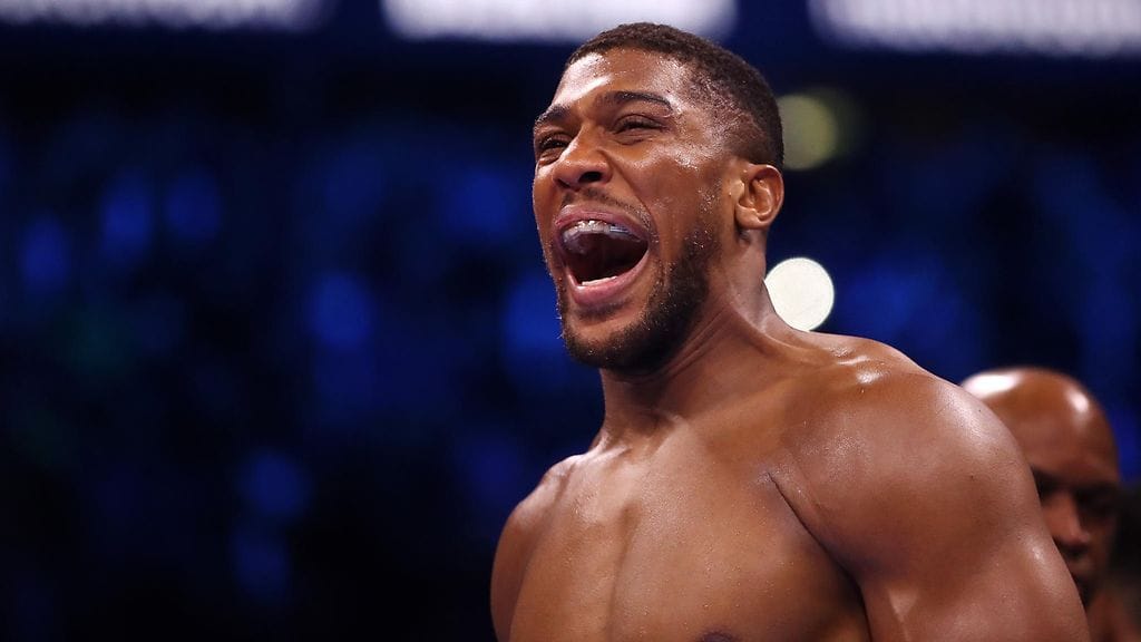 Anthony Joshua palasi voittokantaan lyömällä Jermaine Franklinin.