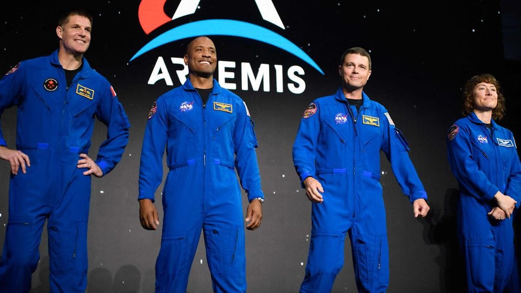 Astronautit Jeremy Hansen, Victor Glover, Reid Wiseman ja Christina Hammock Koch 3. huhtikuuta.