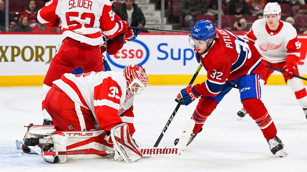 Detroit Red Wingsin suomalaismaalivahti Ville Husso piti maalinsa puhtaana Montreal Canadiensia vastaan.