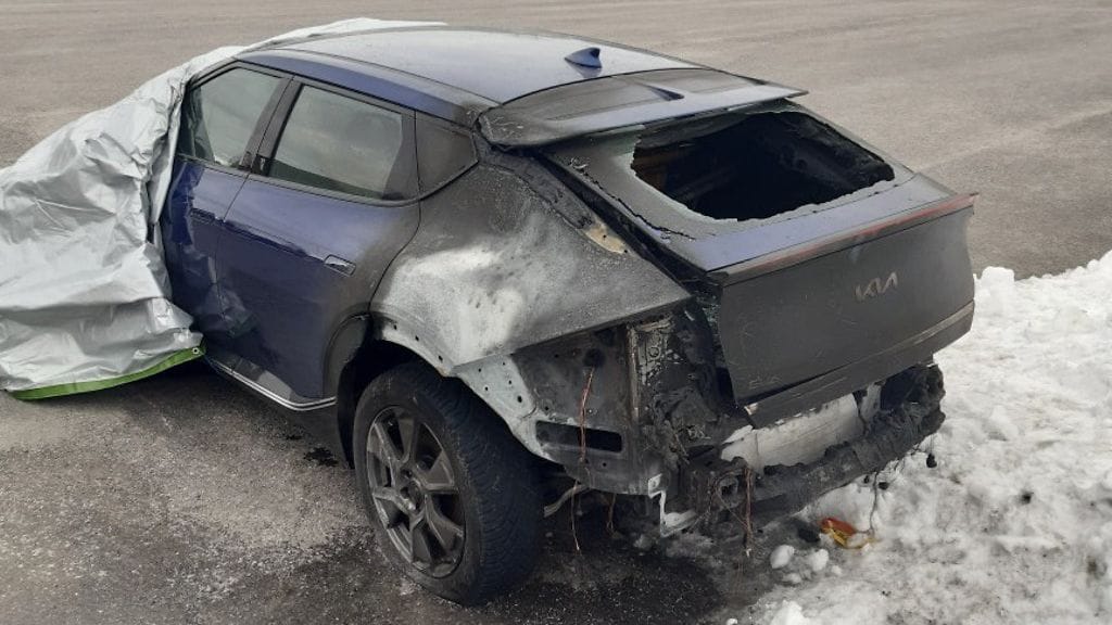 Kia EV6 paloi käyttökelvottomaan kuntoon.