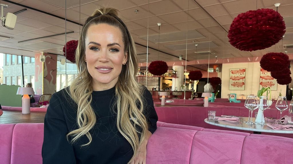 Martina Aitolehden ansiotulot näyttävät laskeneen rajusti vuonna 2022.