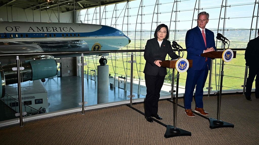 Taiwanin presidentti Tsai Ing-wen tapasi keskiviikkona Kaliforniassa Yhdysvaltojen edustajainhuoneen puhemiehen Kevin McCarthyn.
